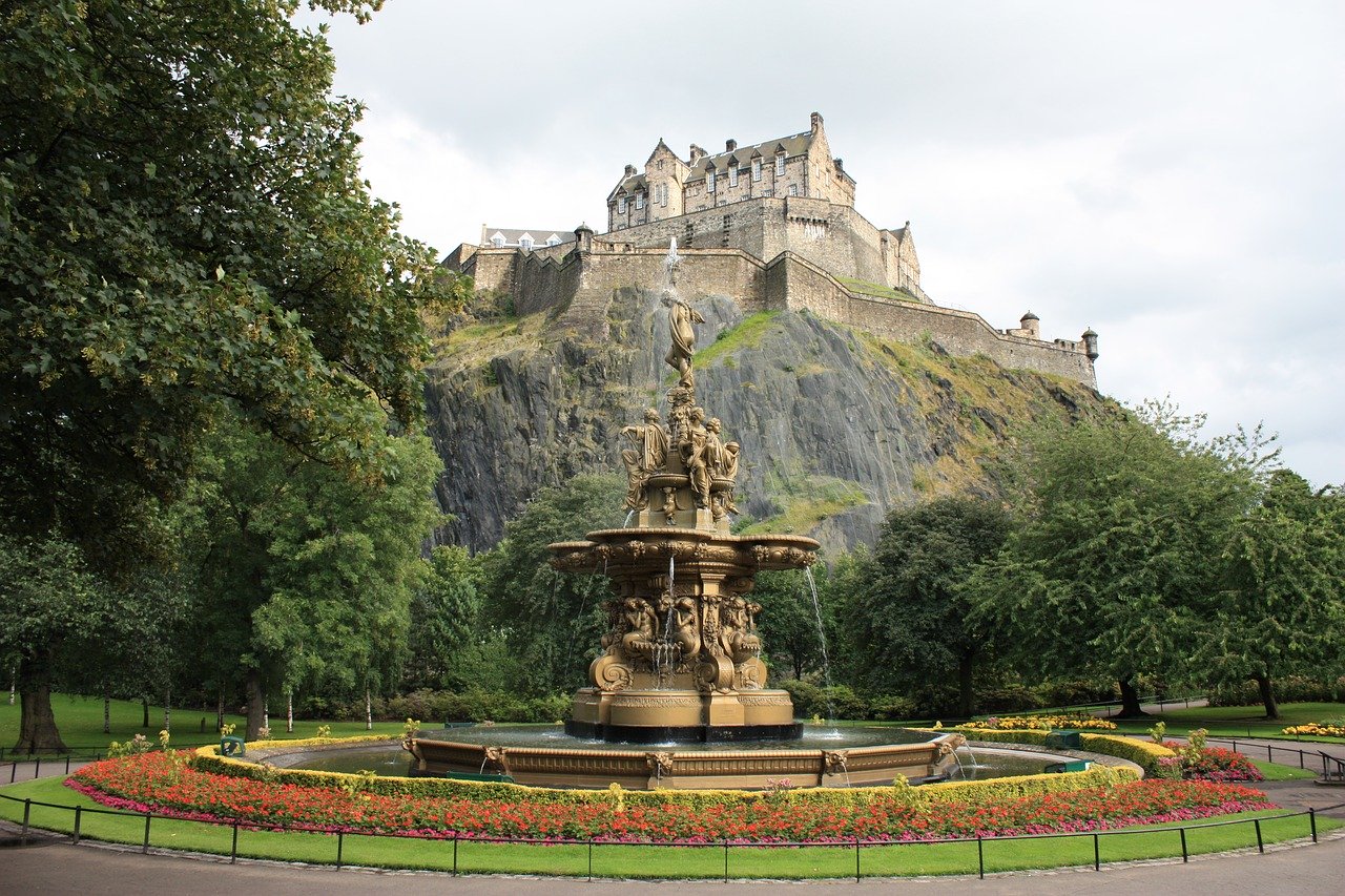 Airfare of the Day FINNAIR Singapore to Edinburgh from $1,780